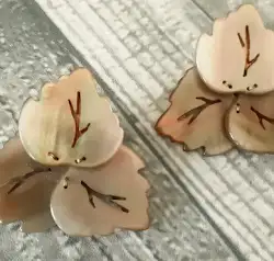 Pièce Clips vintage feuilles nacre