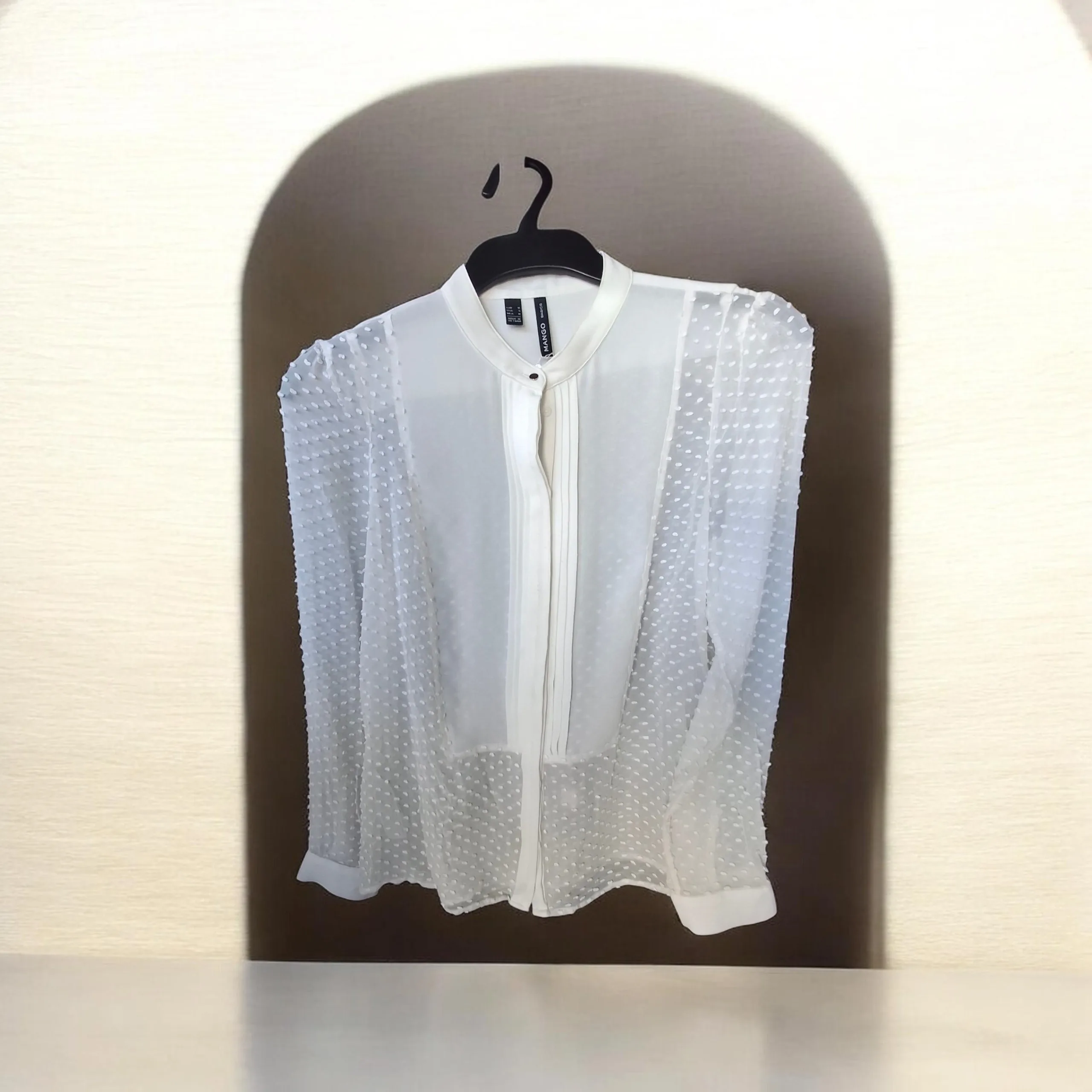 MANGO Blouse plumetis blanc