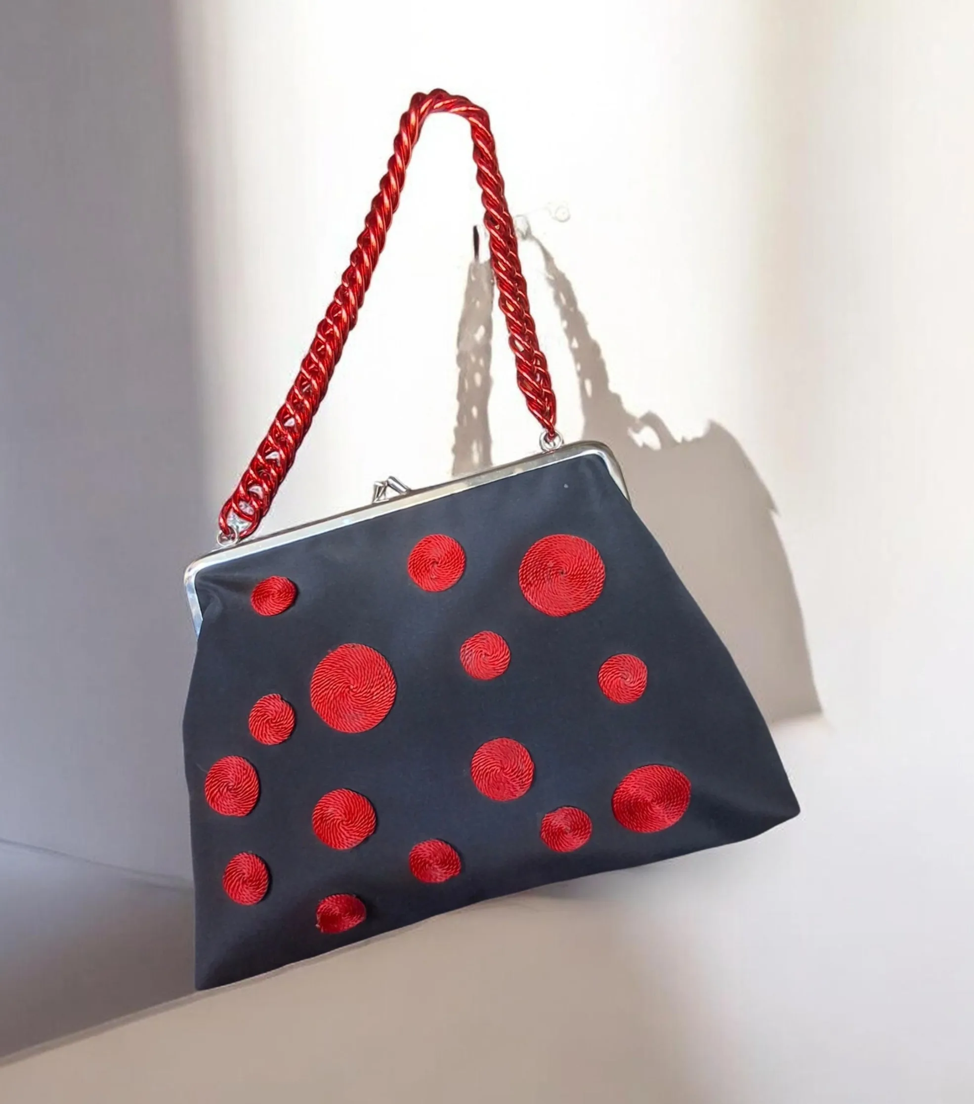 Pièce Sac à main tissus pois rouges